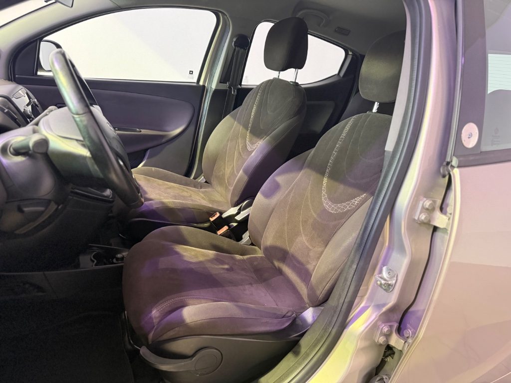 LANCIA Ypsilon 1.2 69 CV 5 porte GPL Ecochic Gold - 8