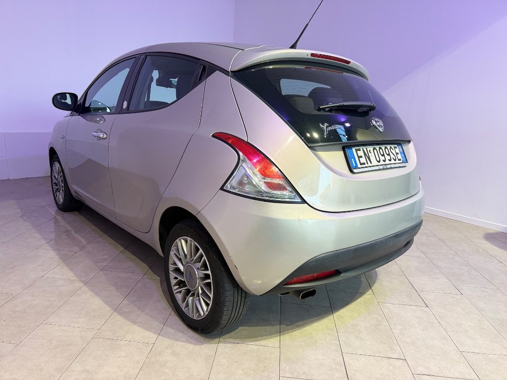 LANCIA Ypsilon 1.2 69 CV 5 porte GPL Ecochic Gold - 10