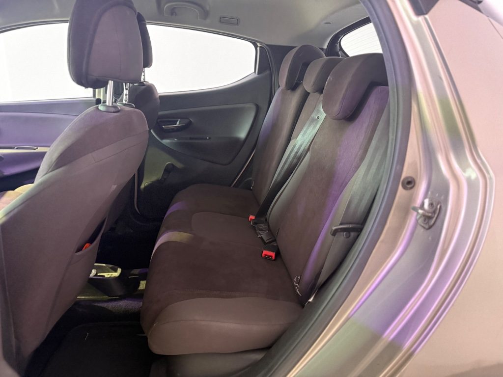 LANCIA Ypsilon 1.2 69 CV 5 porte GPL Ecochic Gold - 5