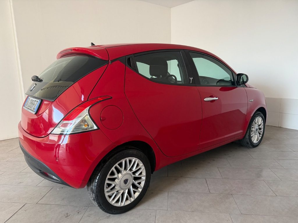 LANCIA Ypsilon 1.2 69 CV 5 porte Platinum - 10