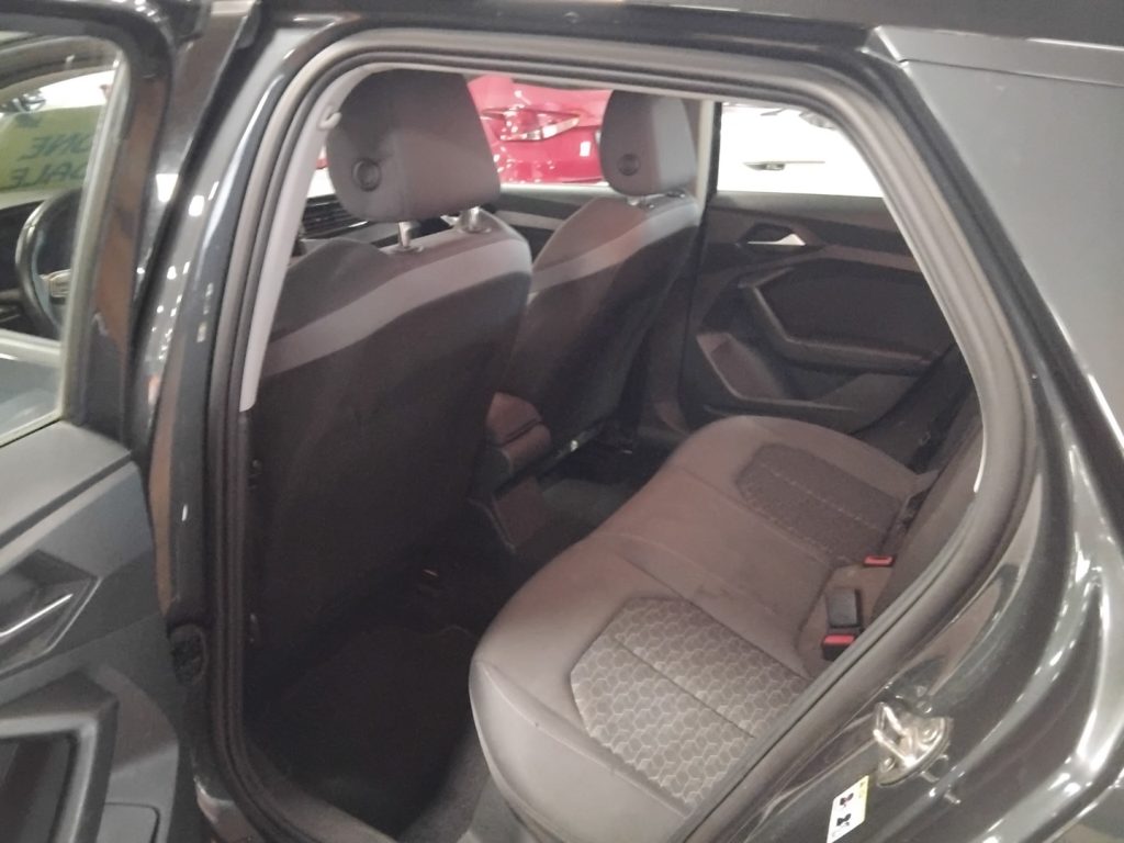 AUDI A1 SPORTBACK 30 TFSI Advanced 17 LED - 7