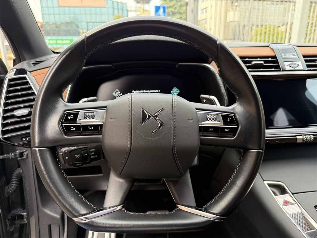 DS AUTOMOBILES DS 7 Crossback e-tense phev Grand Chic 4x4 TETTO GANCIO TRAINO - 13