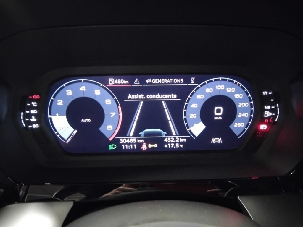 AUDI A3 SPORTBACK 30 TFSI 17 - 31
