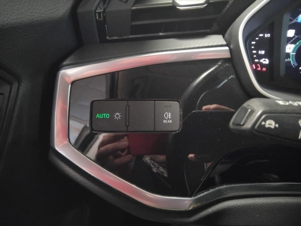 AUDI Q3 45 E TFSI S tronic S line edition PLUG IN HYBRID - 24