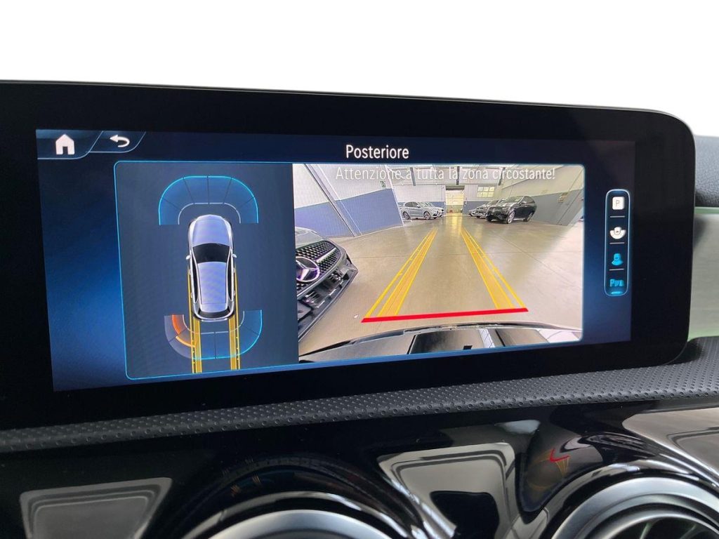 MERCEDES-BENZ A 180 d Automatic AMG Line Advanced Plus - 12