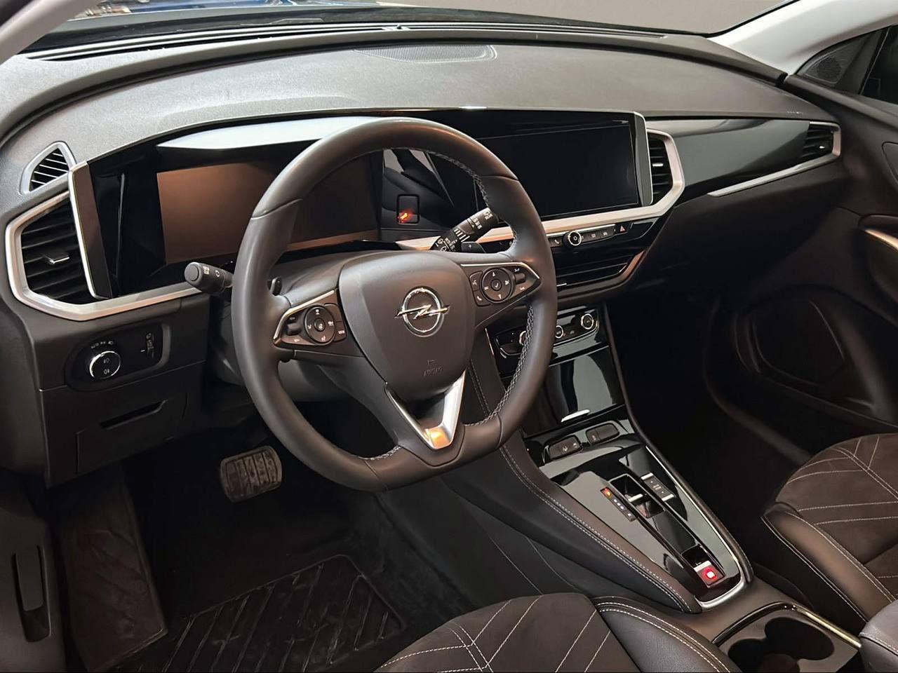 OPEL Grandland 1.2 Turbo 12V 130 CV aut. Ultimate - 21