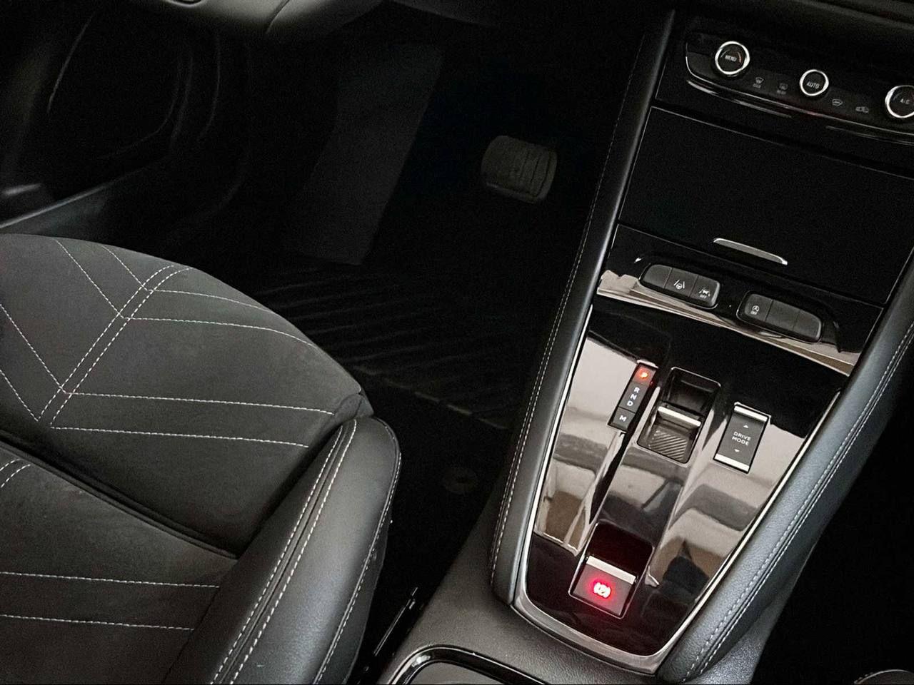 OPEL Grandland 1.2 Turbo 12V 130 CV aut. Ultimate - 27