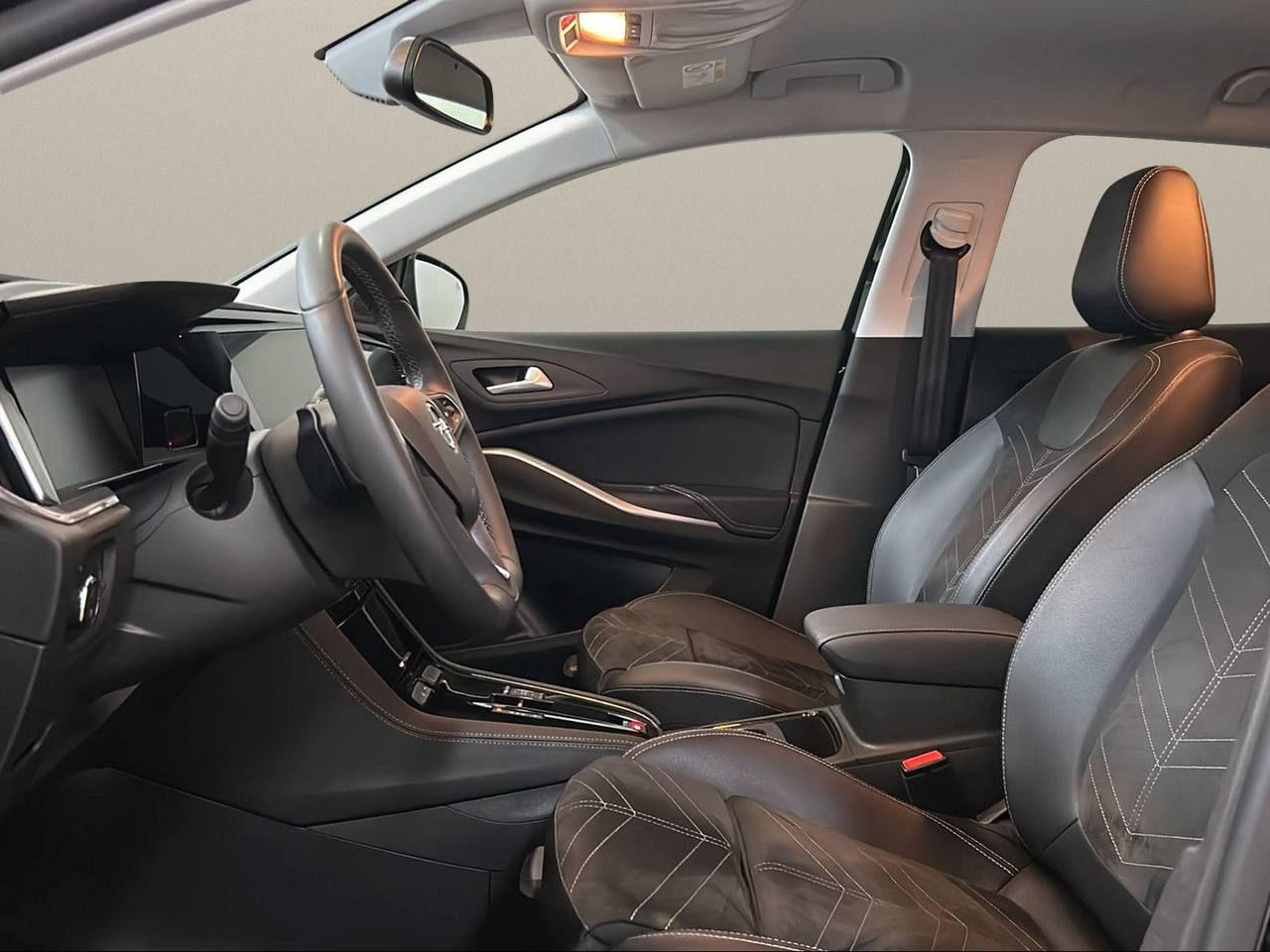 OPEL Grandland 1.2 Turbo 12V 130 CV aut. Ultimate - 9