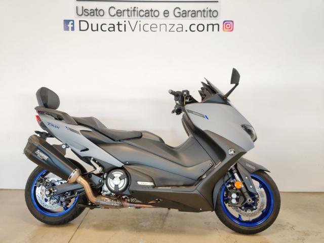 YAMAHA T-Max 560 Grigio pastello