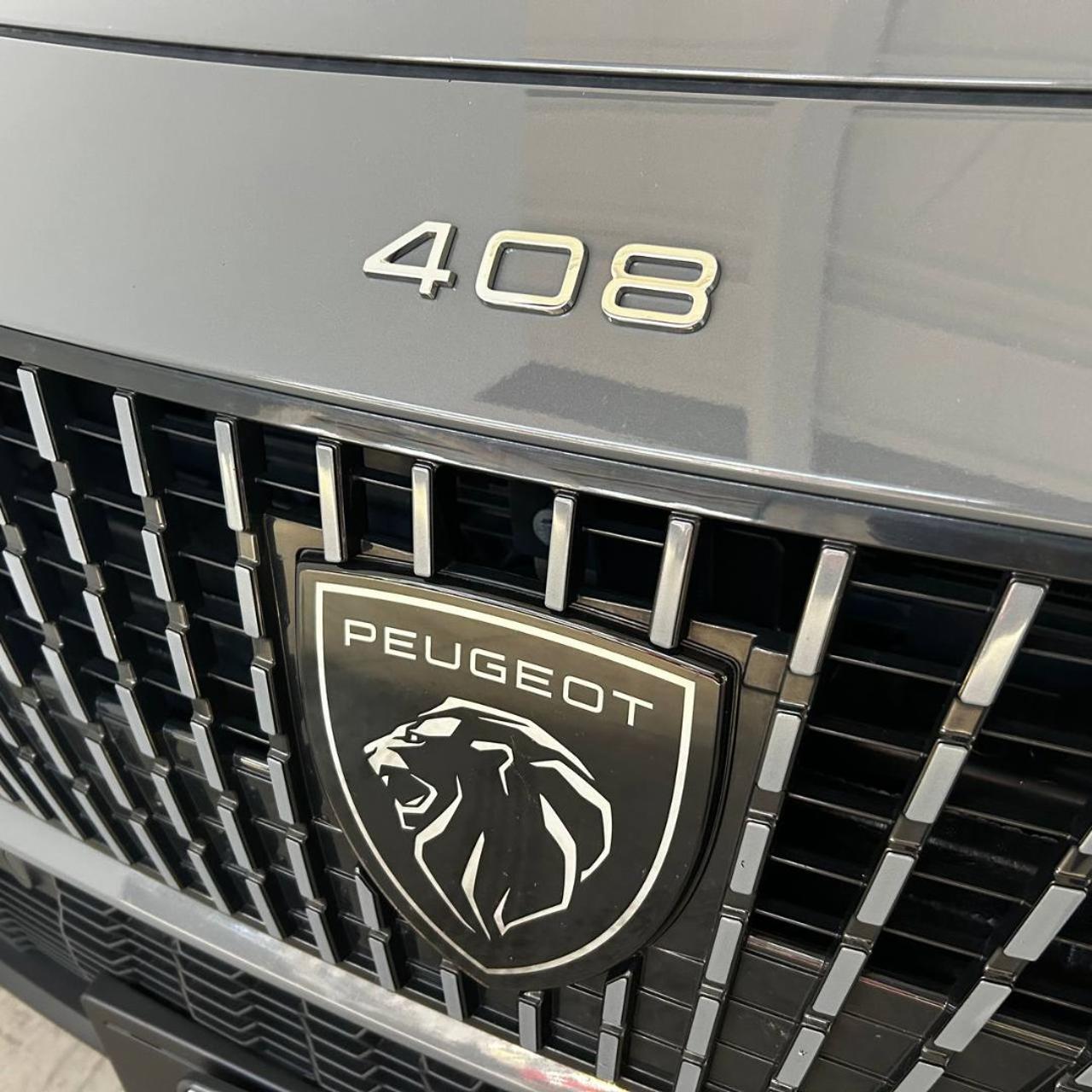 PEUGEOT 408 Plug-in Hybrid 225 e-EAT8 GT - 40