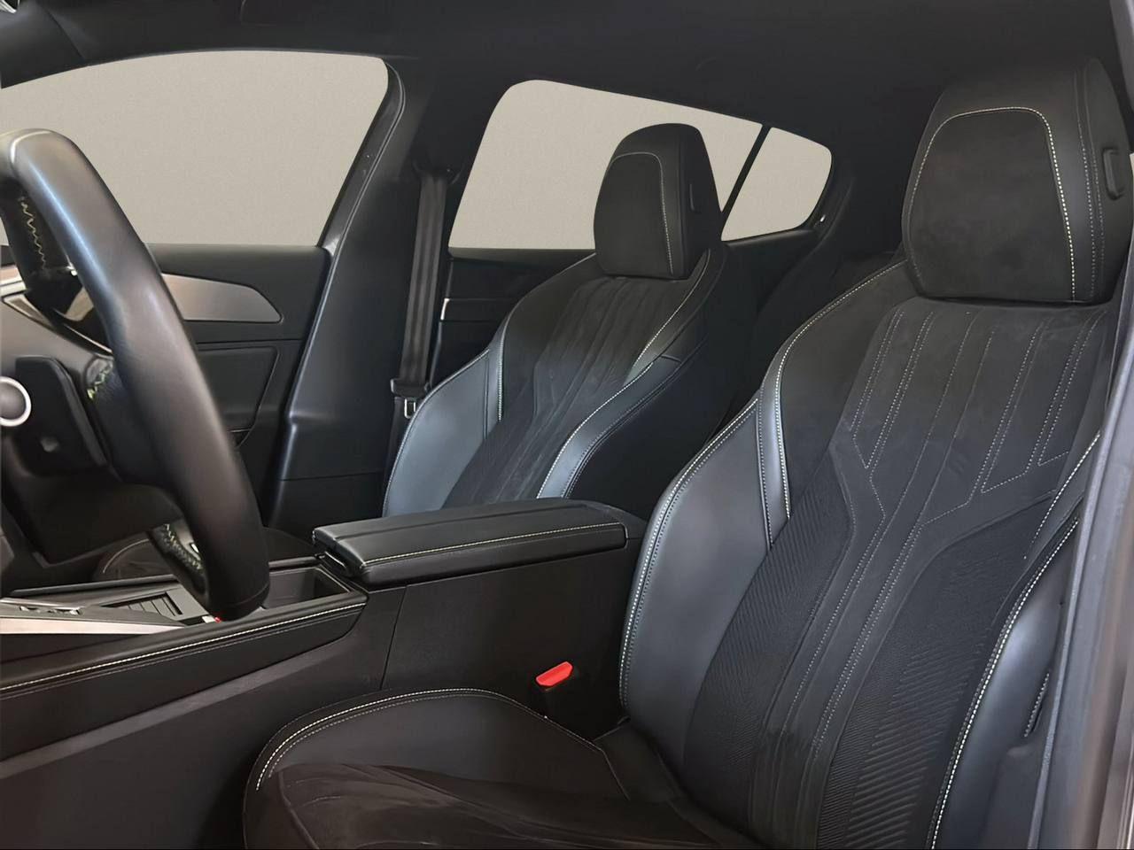 PEUGEOT 408 Plug-in Hybrid 225 e-EAT8 GT - 10