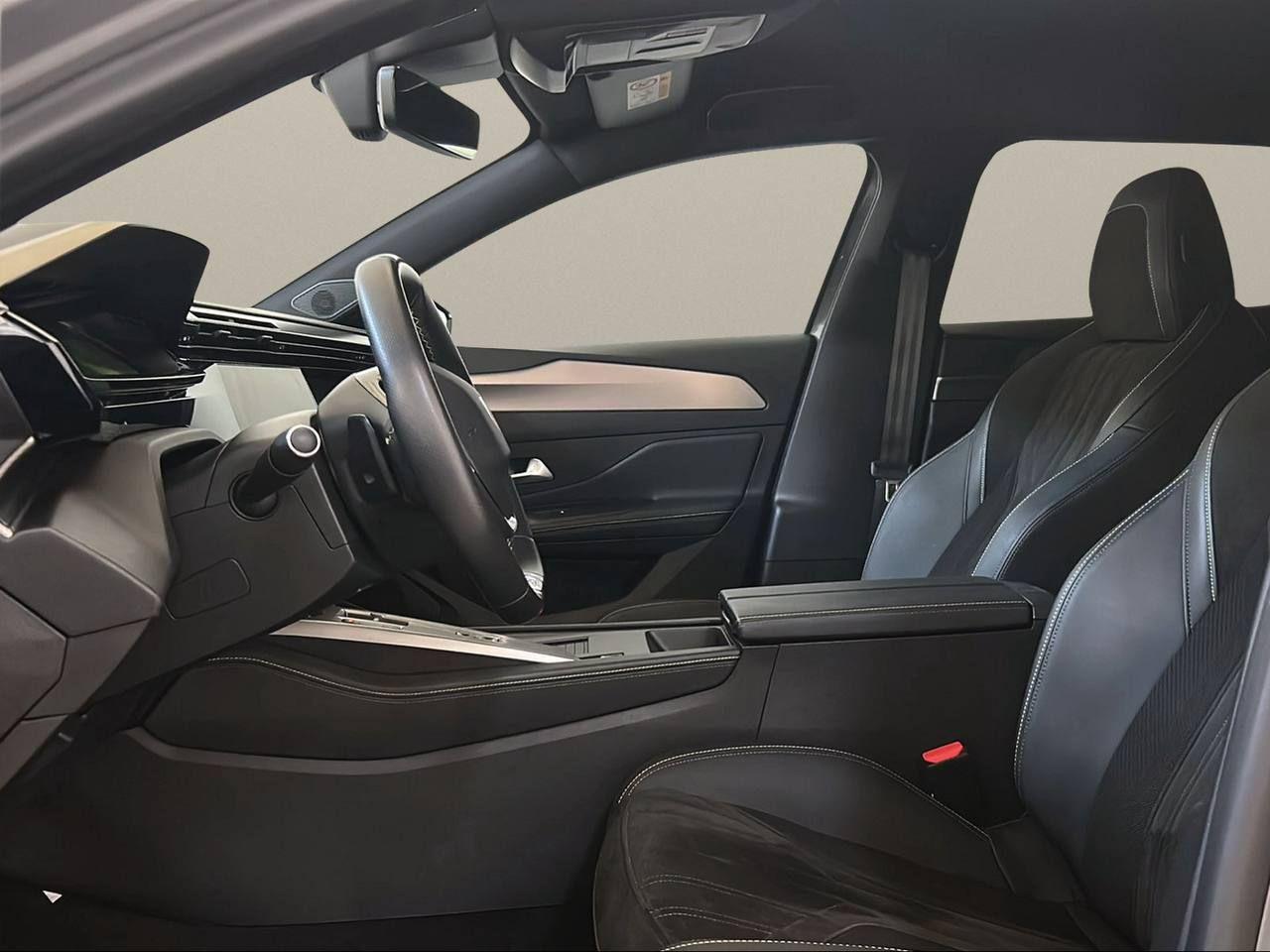 PEUGEOT 408 Plug-in Hybrid 225 e-EAT8 GT - 9