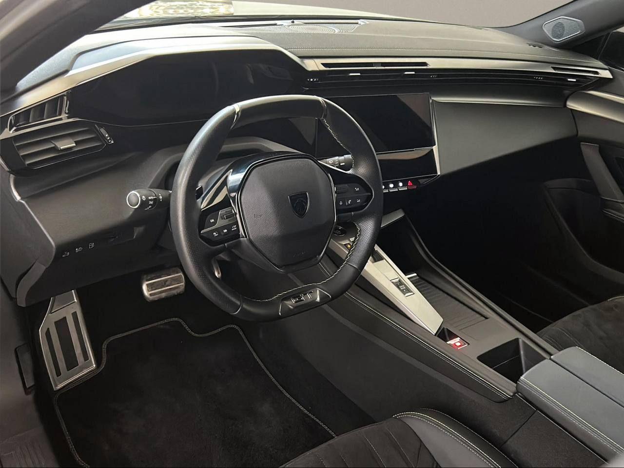 PEUGEOT 408 Plug-in Hybrid 225 e-EAT8 GT - 22