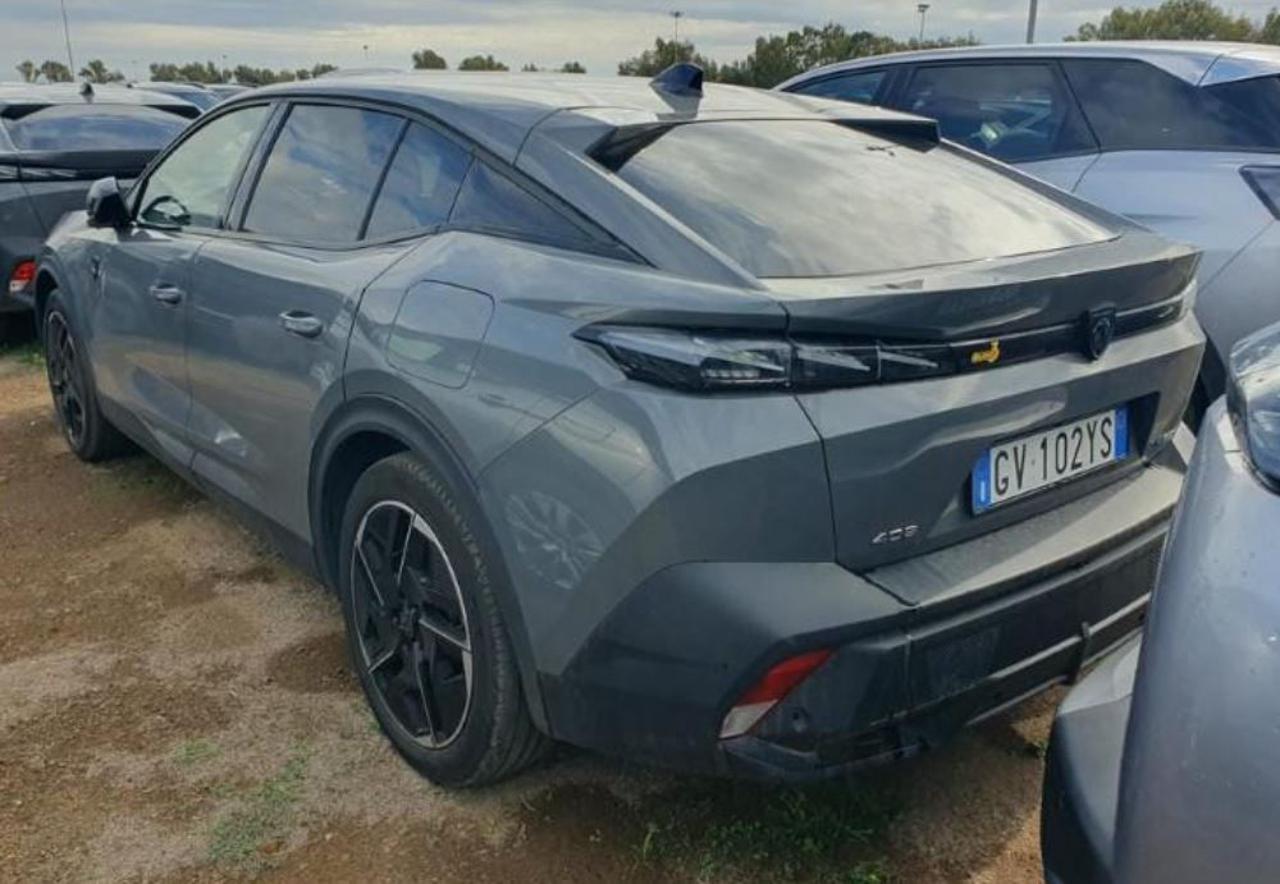 PEUGEOT 408 Plug-in Hybrid 225 e-EAT8 GT - 5