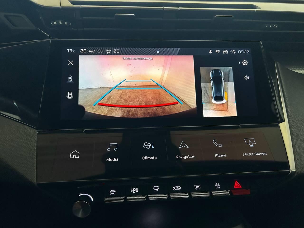 PEUGEOT 408 Plug-in Hybrid 225 e-EAT8 GT - 26