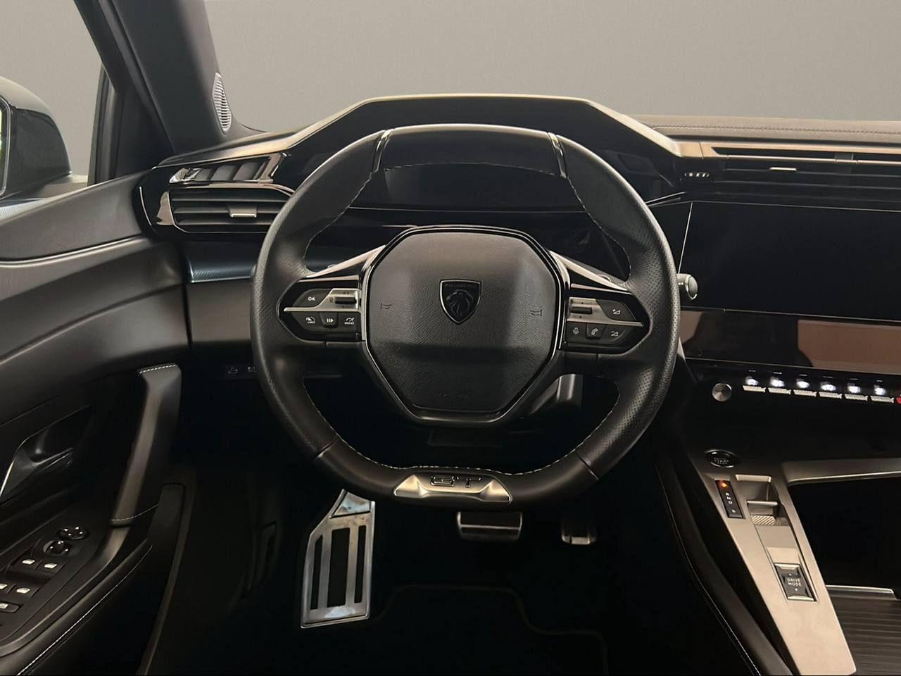 PEUGEOT 408 Plug-in Hybrid 225 e-EAT8 GT - 18