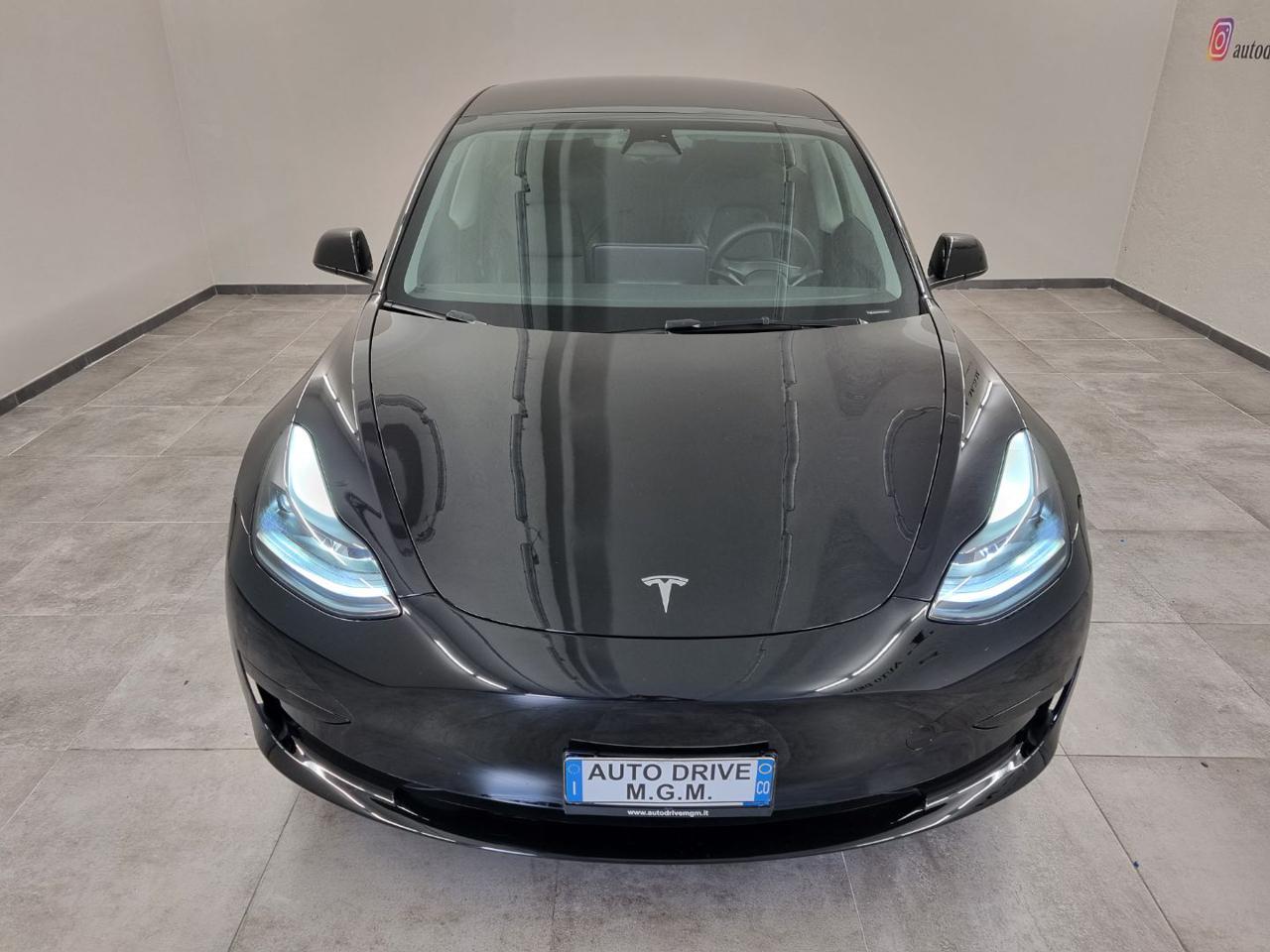 TESLA Model 3 RWD - 22