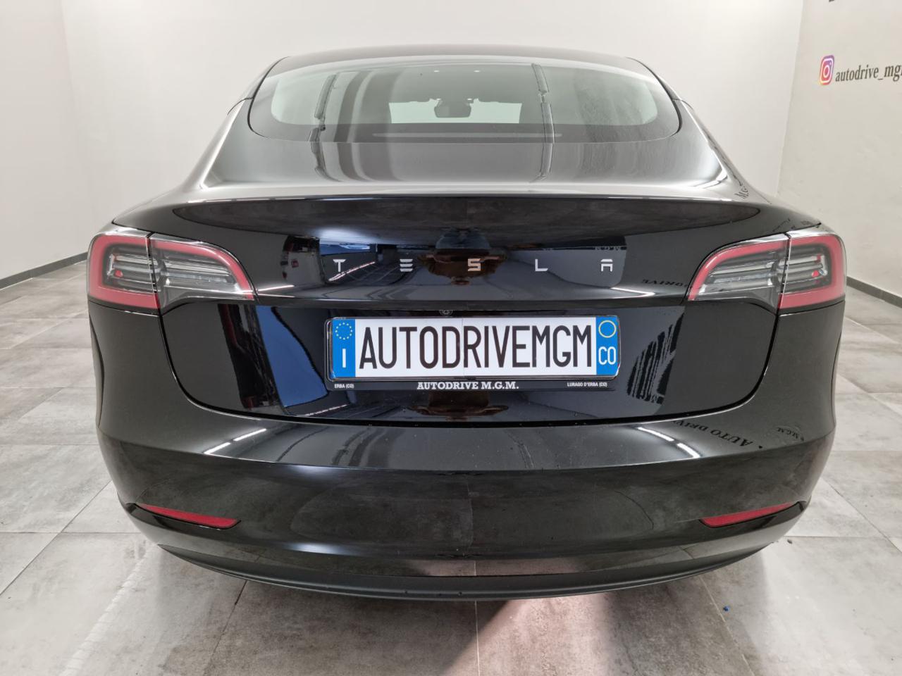 TESLA Model 3 RWD - 3
