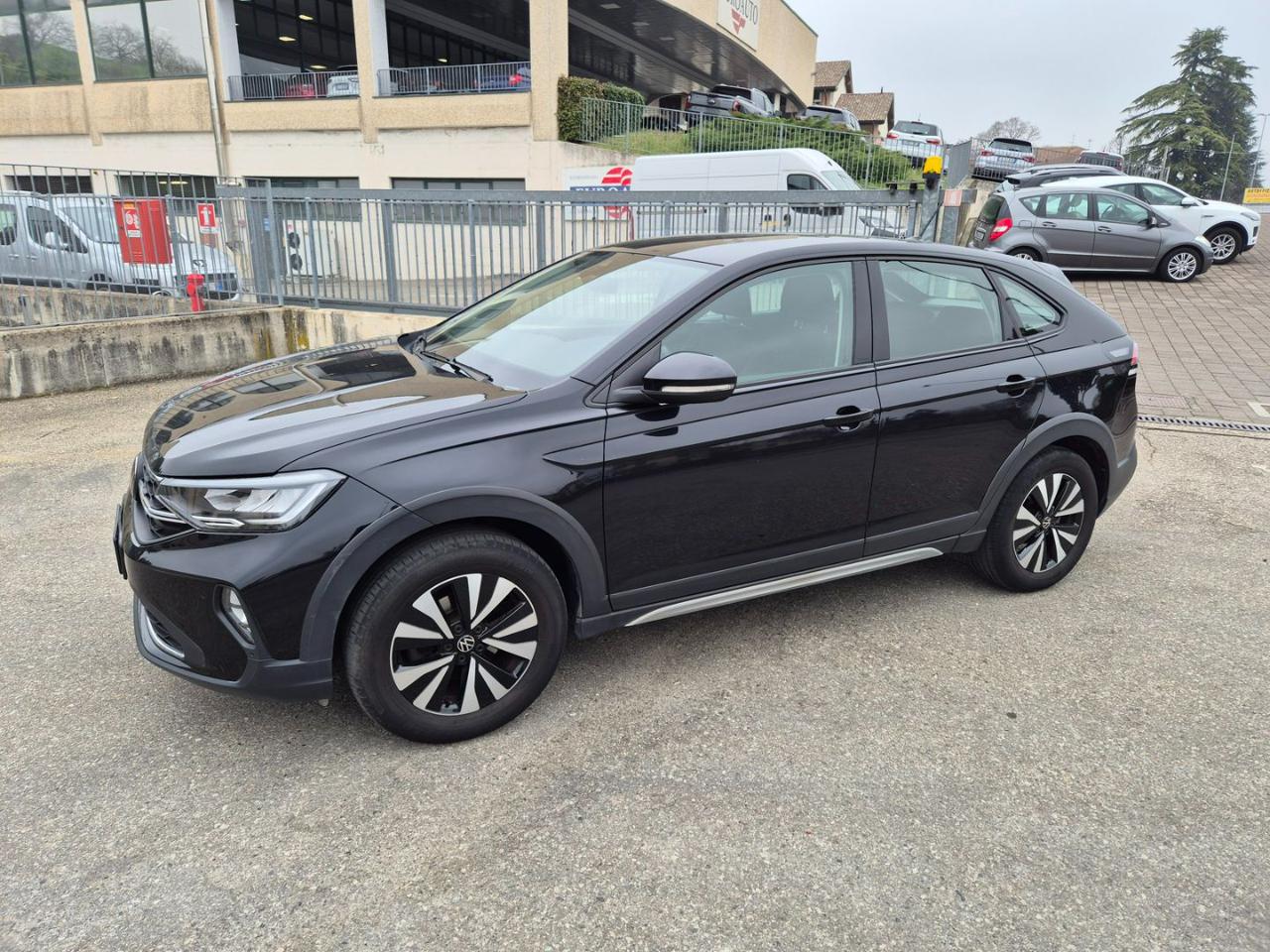 VOLKSWAGEN Taigo 1.0 TSI 110 CV Life - 3