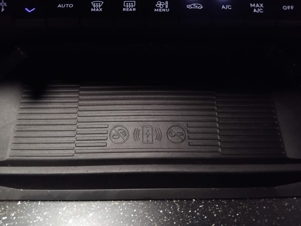 LANCIA Ypsilon 1.2 Hybrid e-DCT LX VIDEO 17 - 28