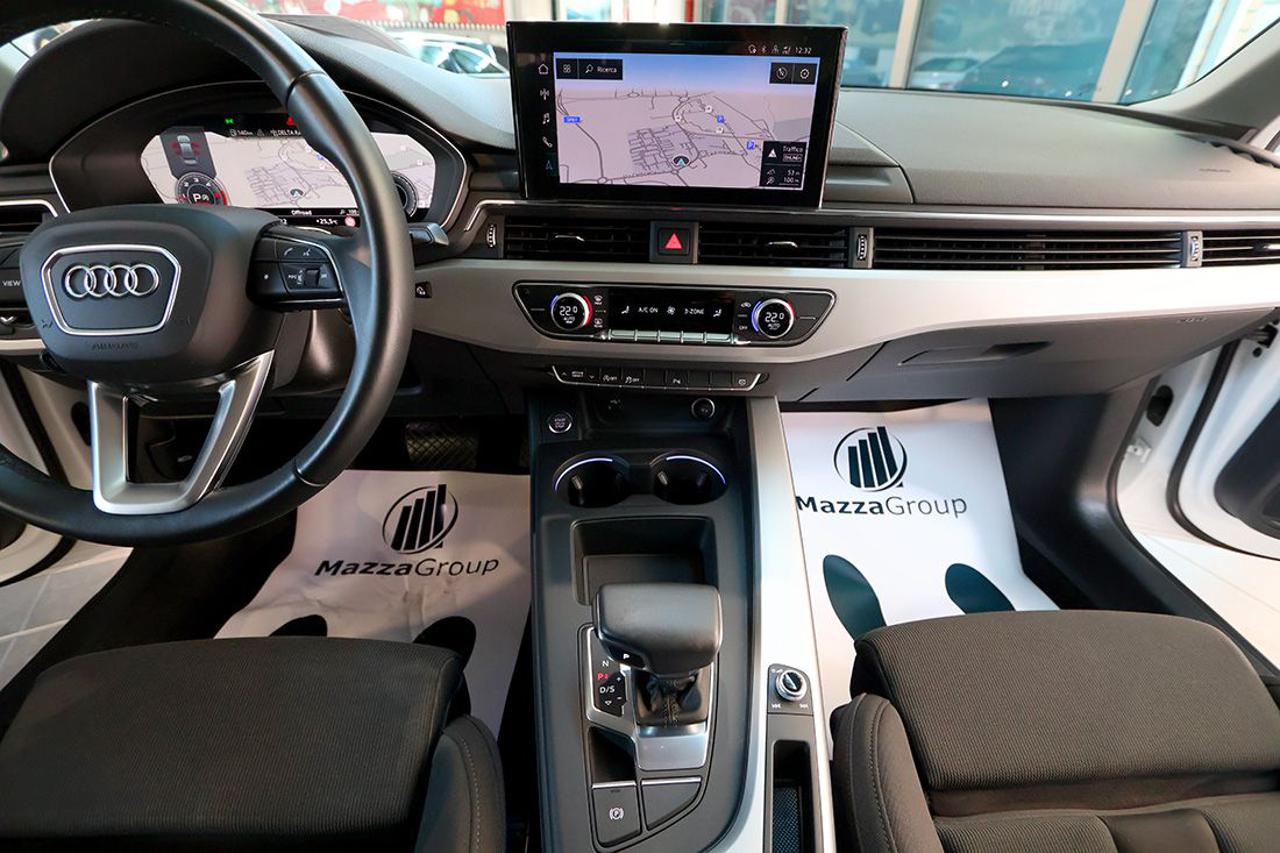 AUDI A4 30 TDI S-Tronic S-Line - 34