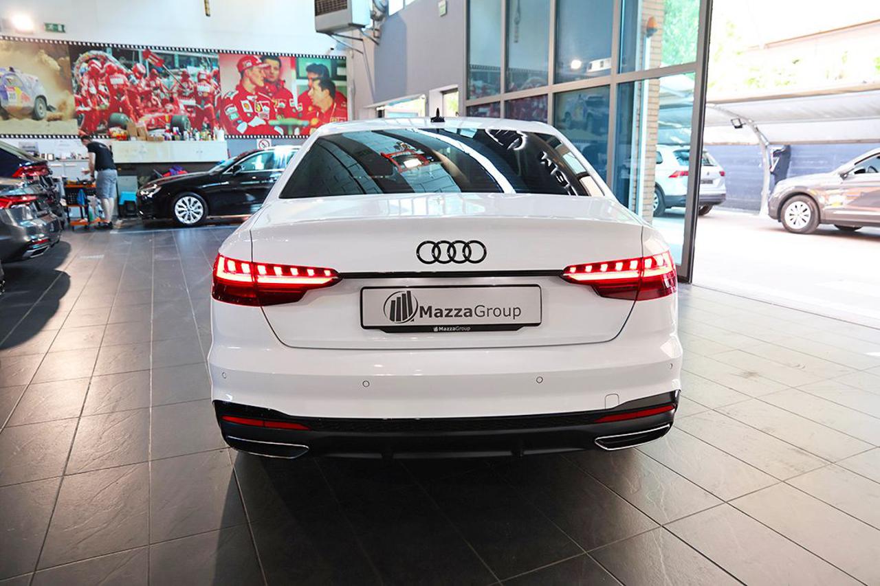 AUDI A4 30 TDI S-Tronic S-Line - 8