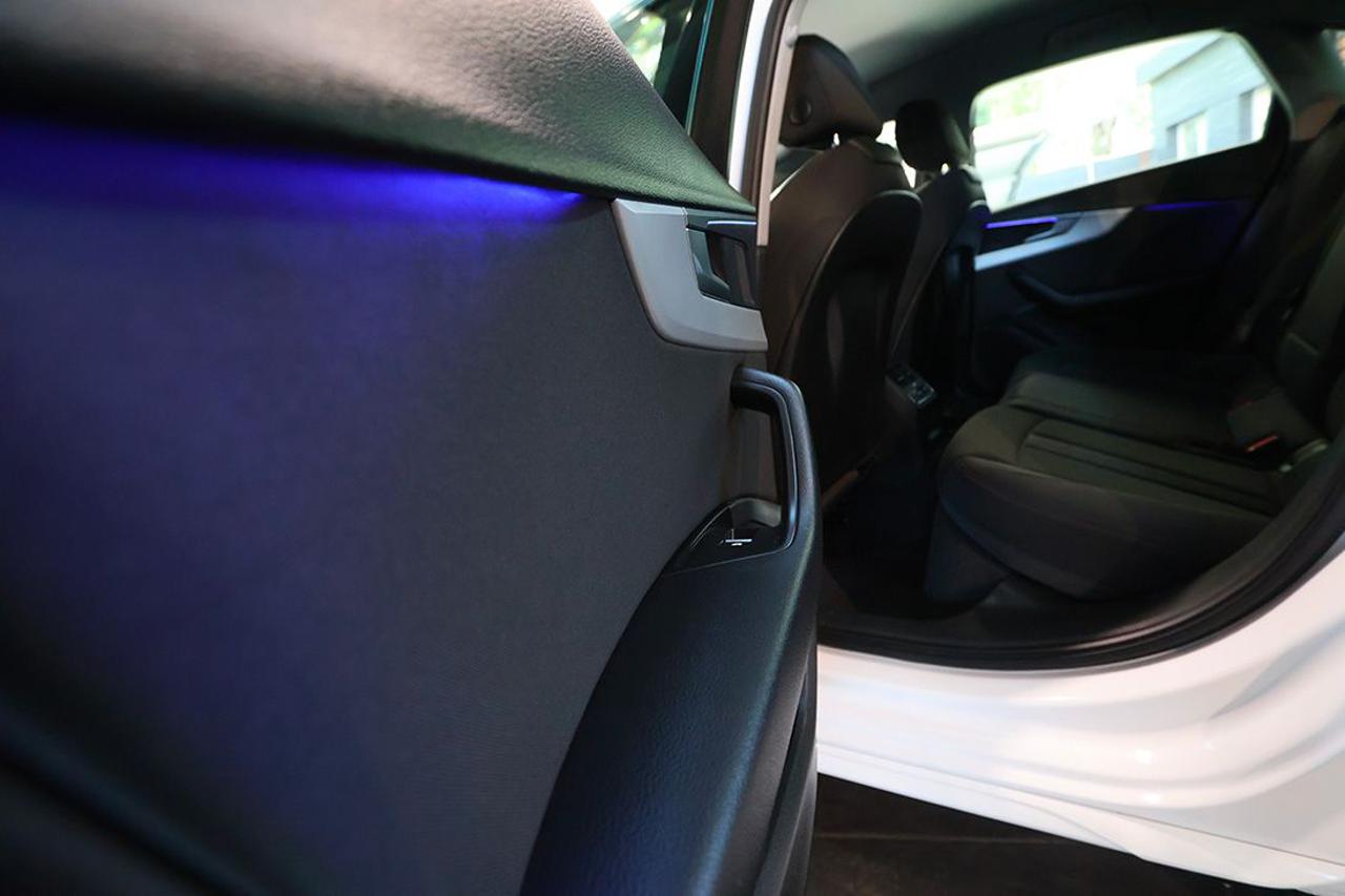 AUDI A4 30 TDI S-Tronic S-Line - 40