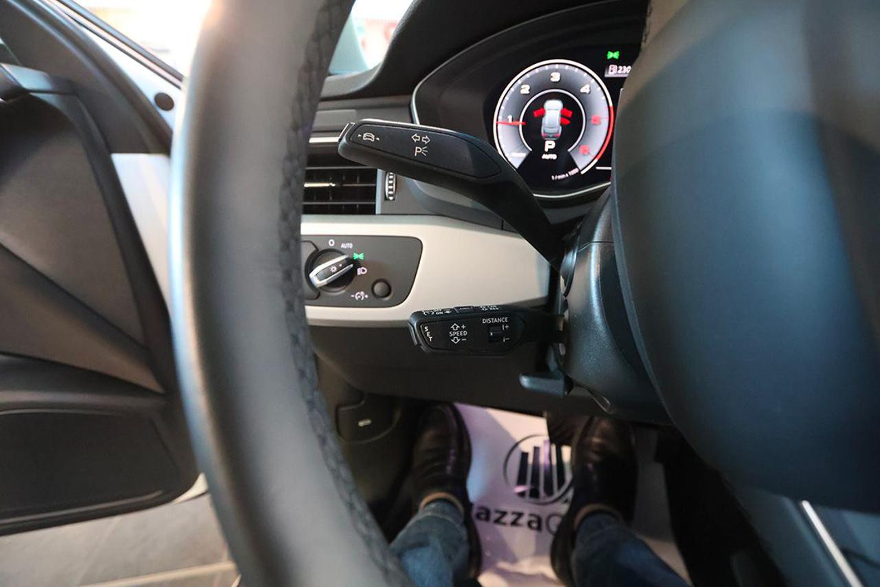 AUDI A4 40 TDI Avant Quattro S-Tronic Business - 23