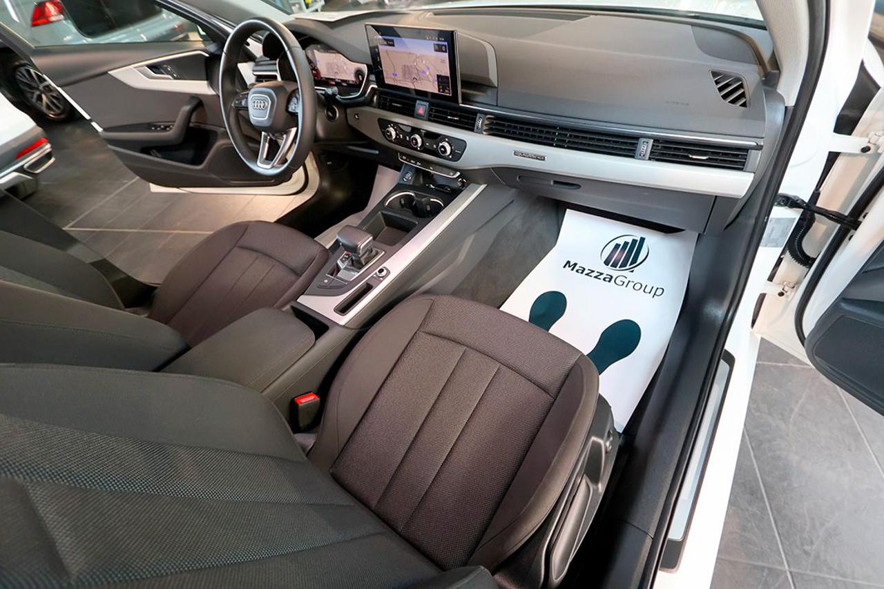 AUDI A4 40 TDI Avant Quattro S-Tronic Business - 16