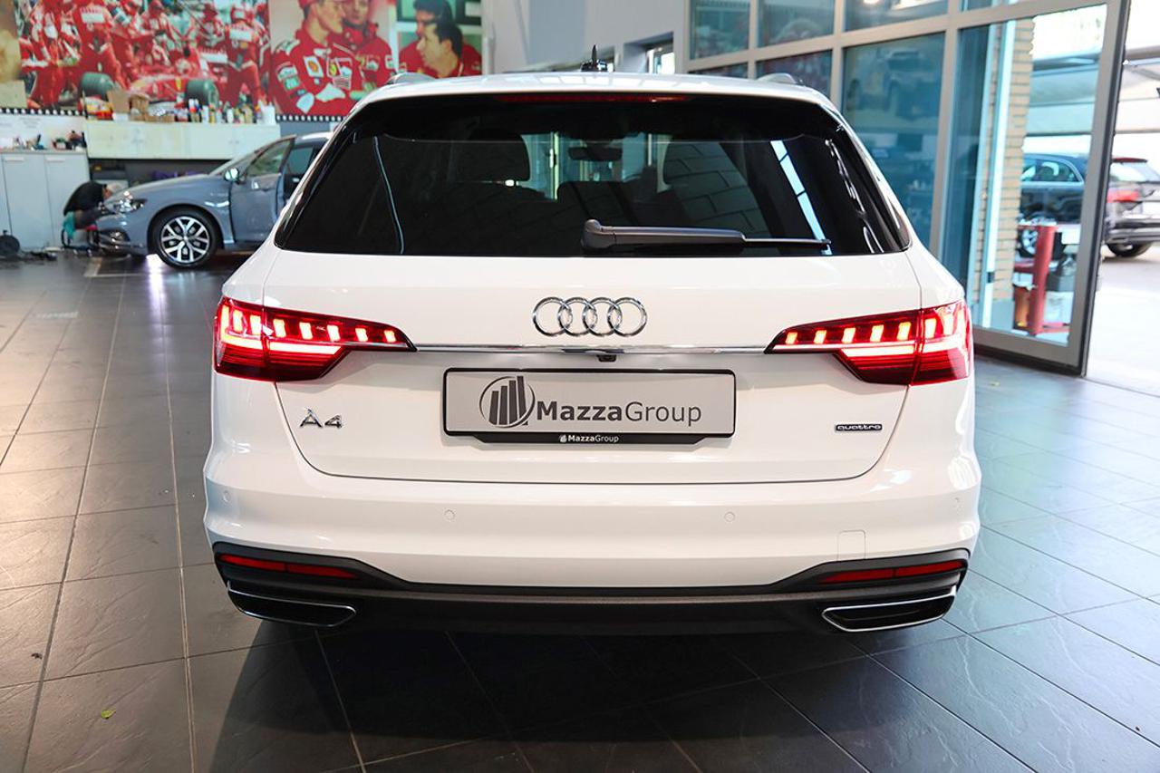 AUDI A4 40 TDI Avant Quattro S-Tronic Business - 8