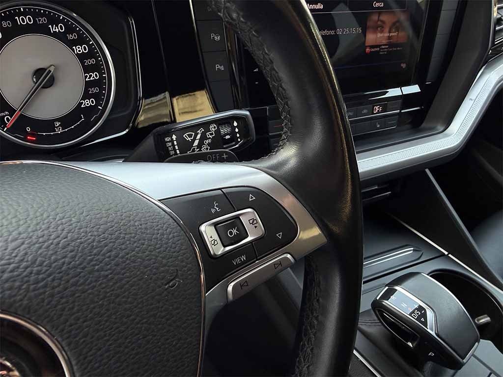 VOLKSWAGEN Touareg 3.0 tdi Black Style tiptronic  TELECAMERA CARPLAY - 14