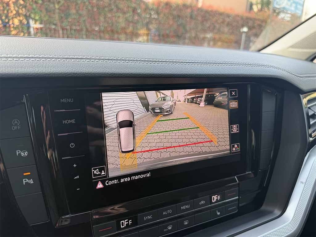 VOLKSWAGEN Touareg 3.0 tdi Black Style tiptronic  TELECAMERA CARPLAY - 18