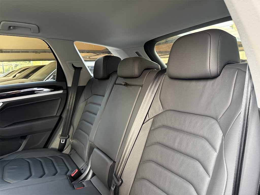 VOLKSWAGEN Touareg 3.0 tdi Black Style tiptronic  TELECAMERA CARPLAY - 29