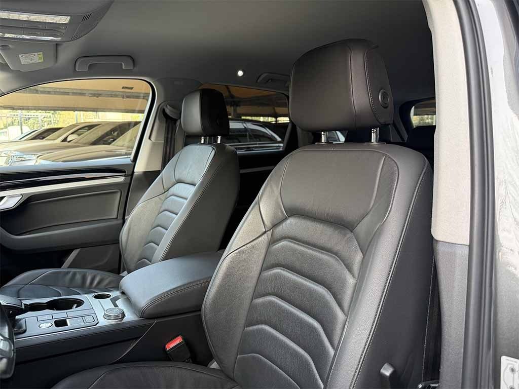 VOLKSWAGEN Touareg 3.0 tdi Black Style tiptronic  TELECAMERA CARPLAY - 24