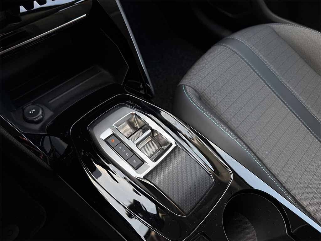 PEUGEOT 208 e Allure Pack 100kW TELECAMERA CARPLAY IVA ESPOSTA - 15