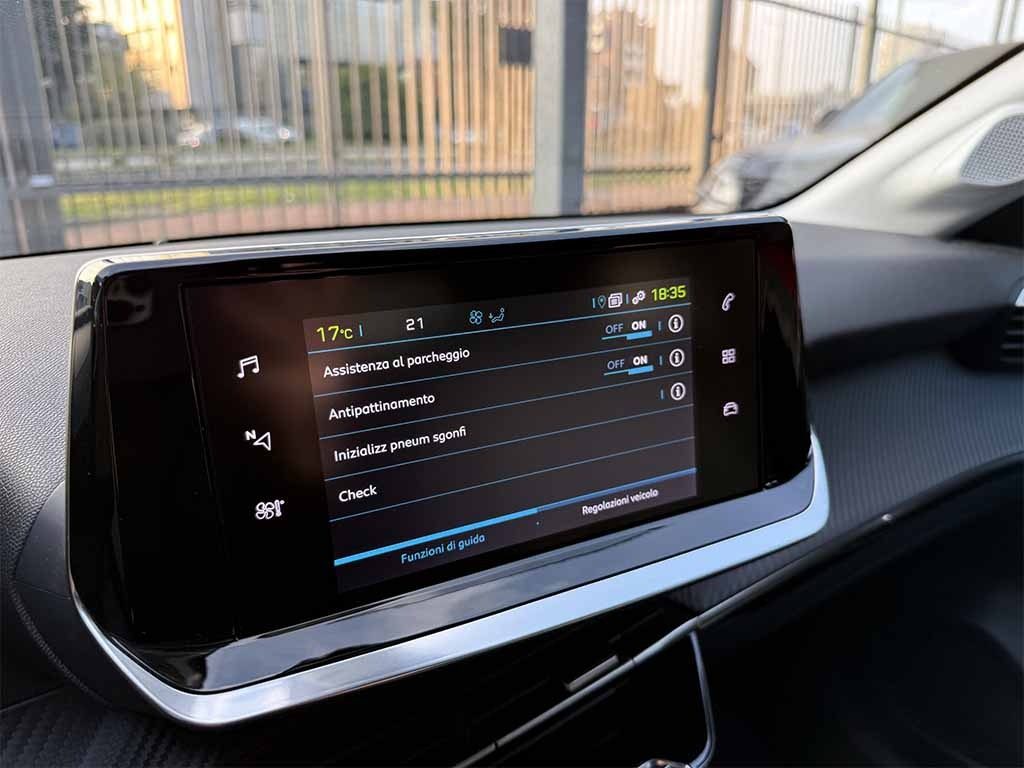 PEUGEOT 208 e Allure Pack 100kW TELECAMERA CARPLAY IVA ESPOSTA - 20