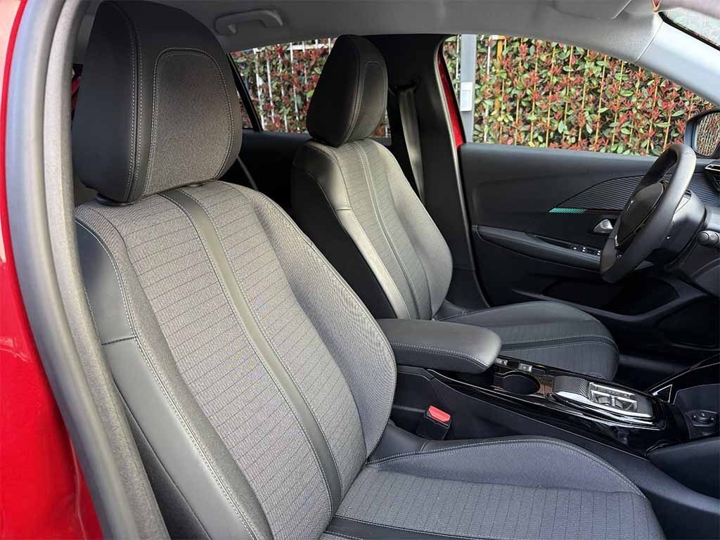 PEUGEOT 208 e Allure Pack 100kW TELECAMERA CARPLAY IVA ESPOSTA - 24