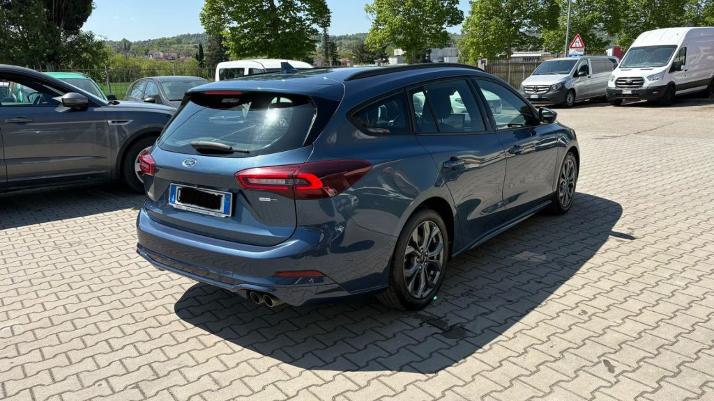 FORD Focus 1.0 EcoBoost Hybrid 125 CV Powershift SW ST-Line - 3