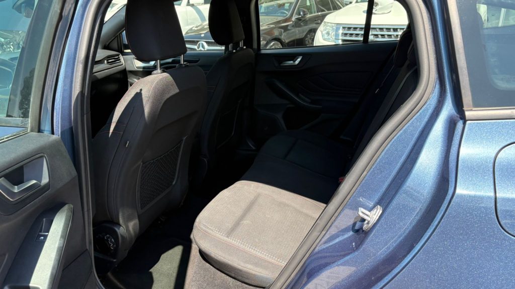 FORD Focus 1.0 EcoBoost Hybrid 125 CV Powershift SW ST-Line - 18