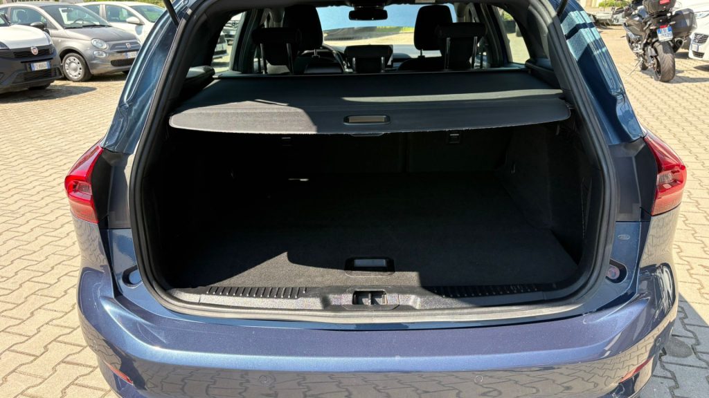FORD Focus 1.0 EcoBoost Hybrid 125 CV Powershift SW ST-Line - 19