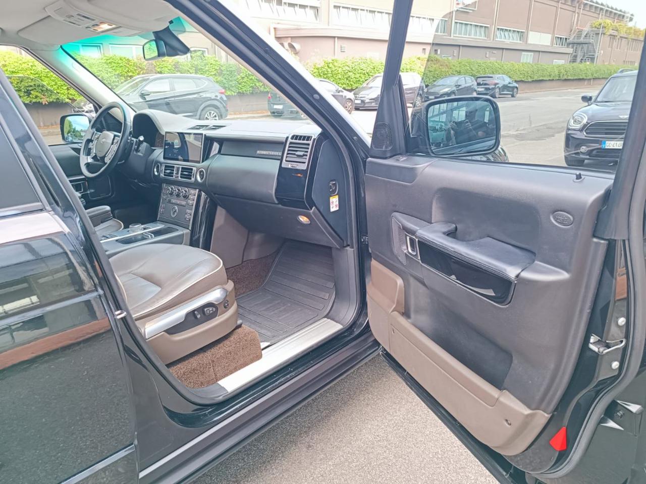 LAND ROVER Range Rover 4.4 TDV8 HSE - 14