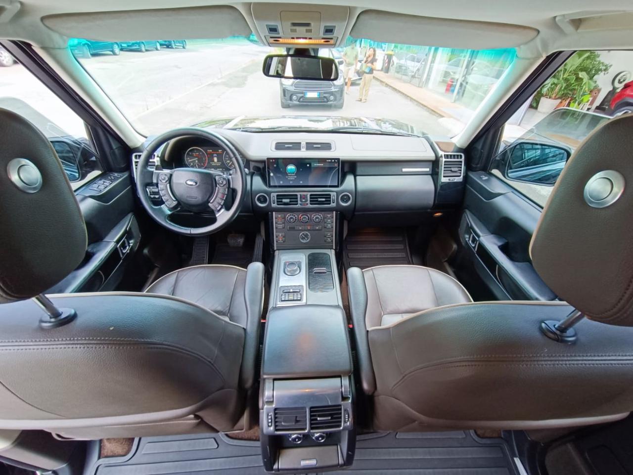 LAND ROVER Range Rover 4.4 TDV8 HSE - 23