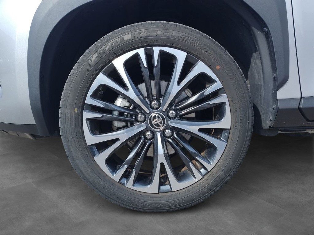 TOYOTA Yaris Cross 1.5 Hybrid 5p. E-CVT AWD-i Lounge - 4