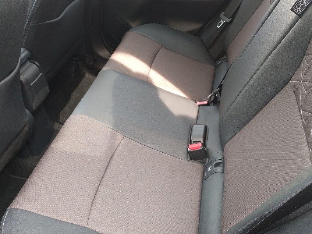 TOYOTA Yaris Cross 1.5 Hybrid 5p. E-CVT AWD-i Lounge - 10