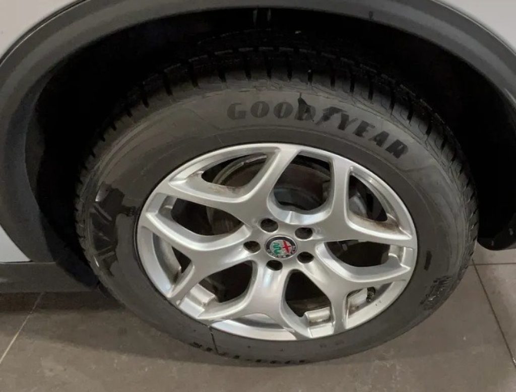 ALFA ROMEO Stelvio 2.2 d Q4 190 CV AT8 Navi Car Play Aziendale - 7