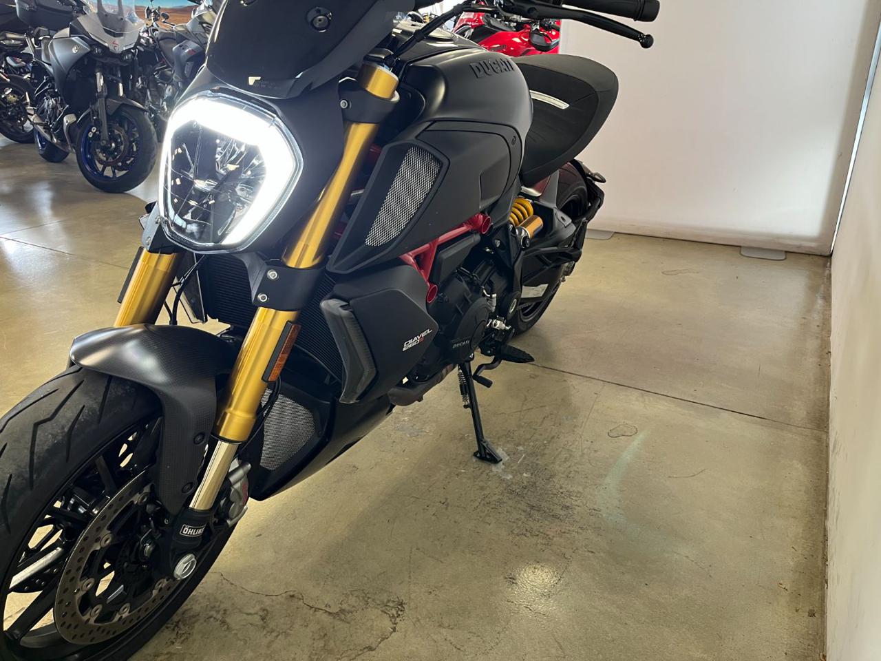 DUCATI Diavel DIAVEL 1260S - 4