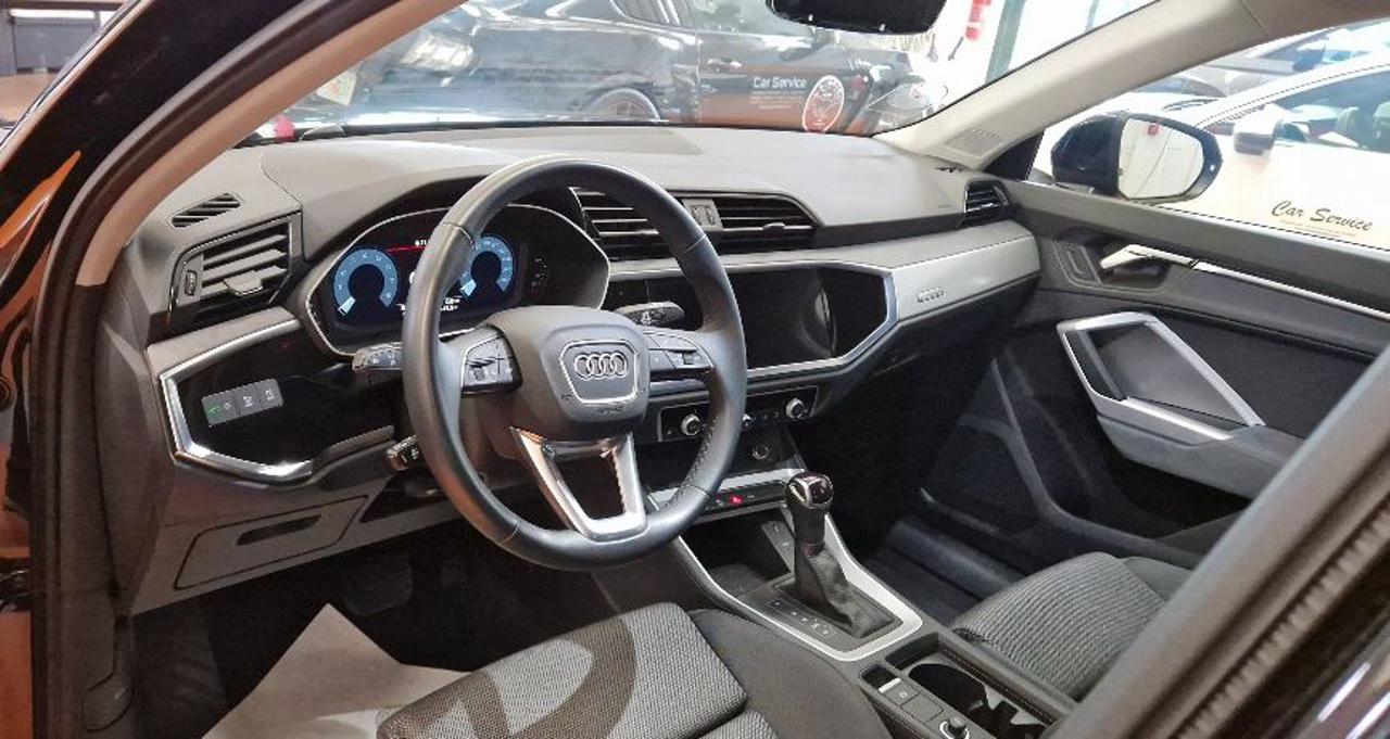 AUDI Q3 35 TFSI S tronic Business Advanced SEMINUOVA - 6