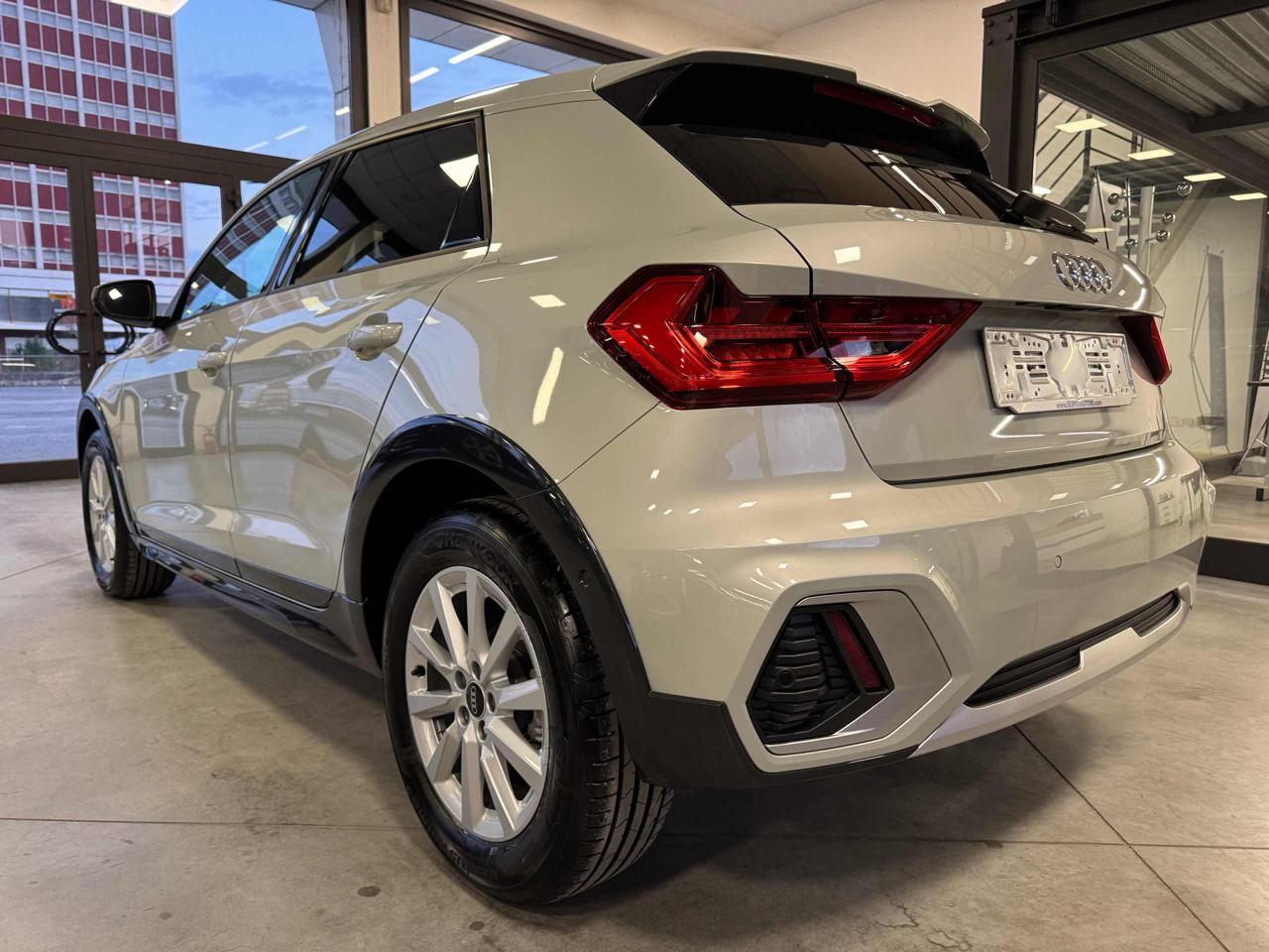 AUDI A1 allstreet 30 TFSI Advanced - 5