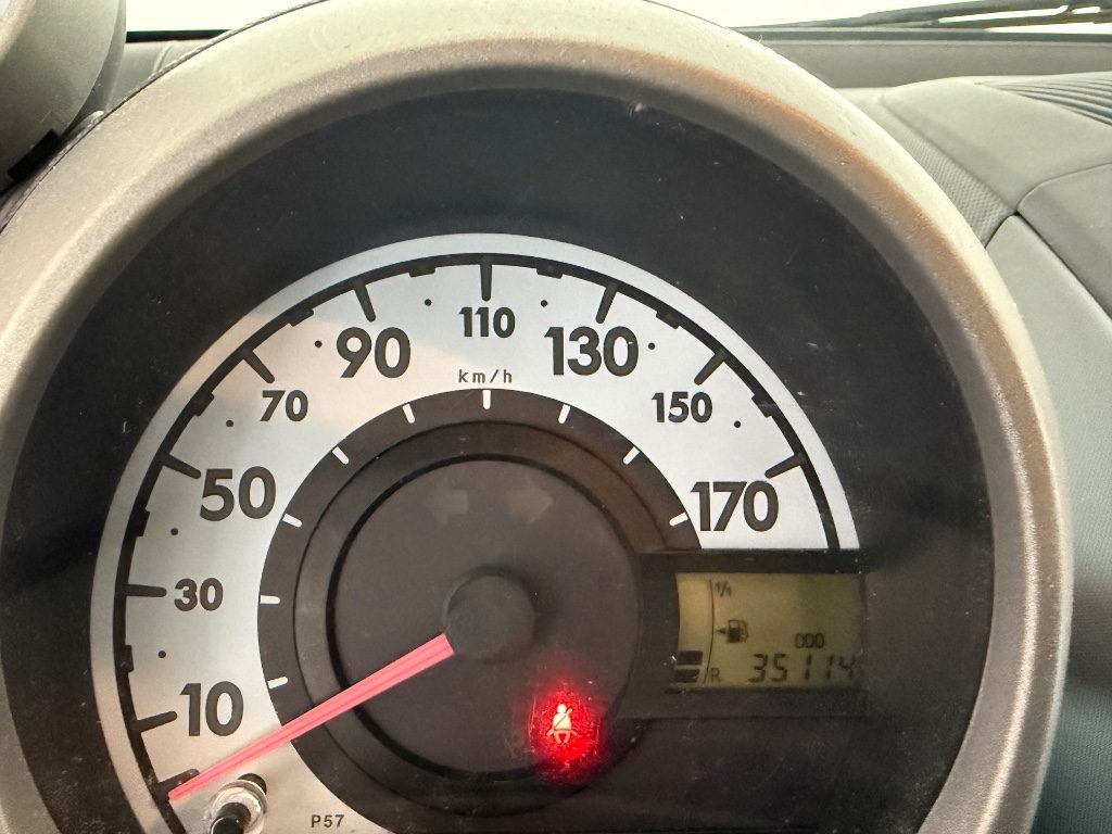 PEUGEOT 107 1.0 68CV 5p. Urban Move - 6