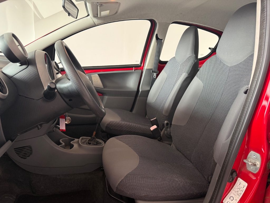 PEUGEOT 107 1.0 68CV 5p. Urban Move - 13